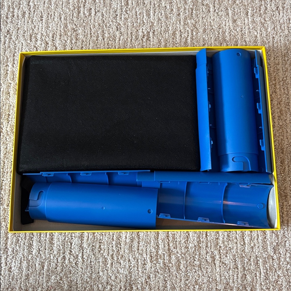 Ravensburger Roll Your Puzzle! Puzzle Storage - Picture 3 of 4